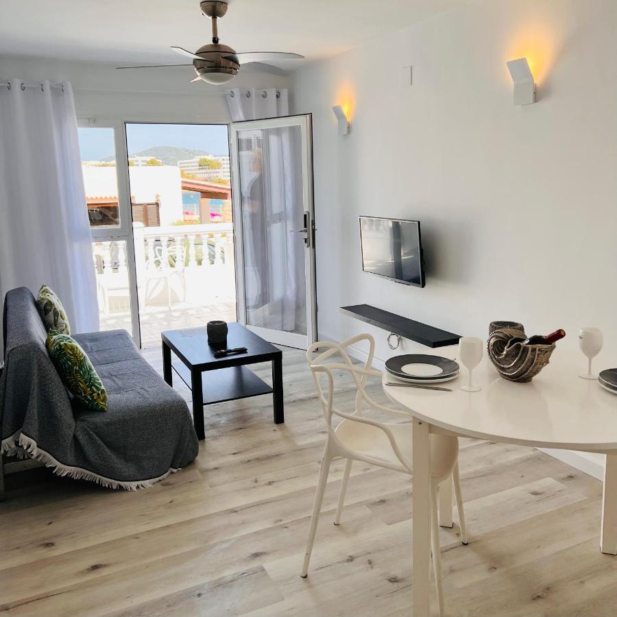 Jacaranda Apartments & Studios Es Cana 外观 照片