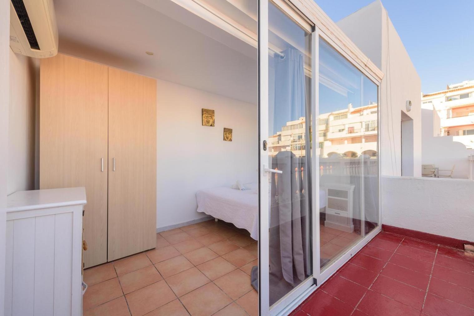 Jacaranda Apartments & Studios Es Cana 客房 照片