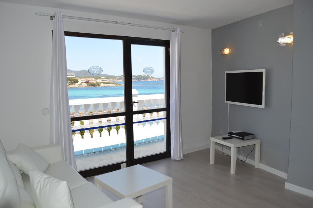 Jacaranda Apartments & Studios Es Cana 外观 照片