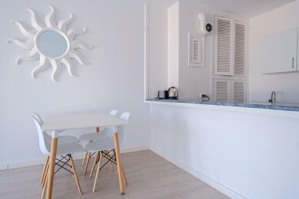 Jacaranda Apartments & Studios Es Cana 外观 照片