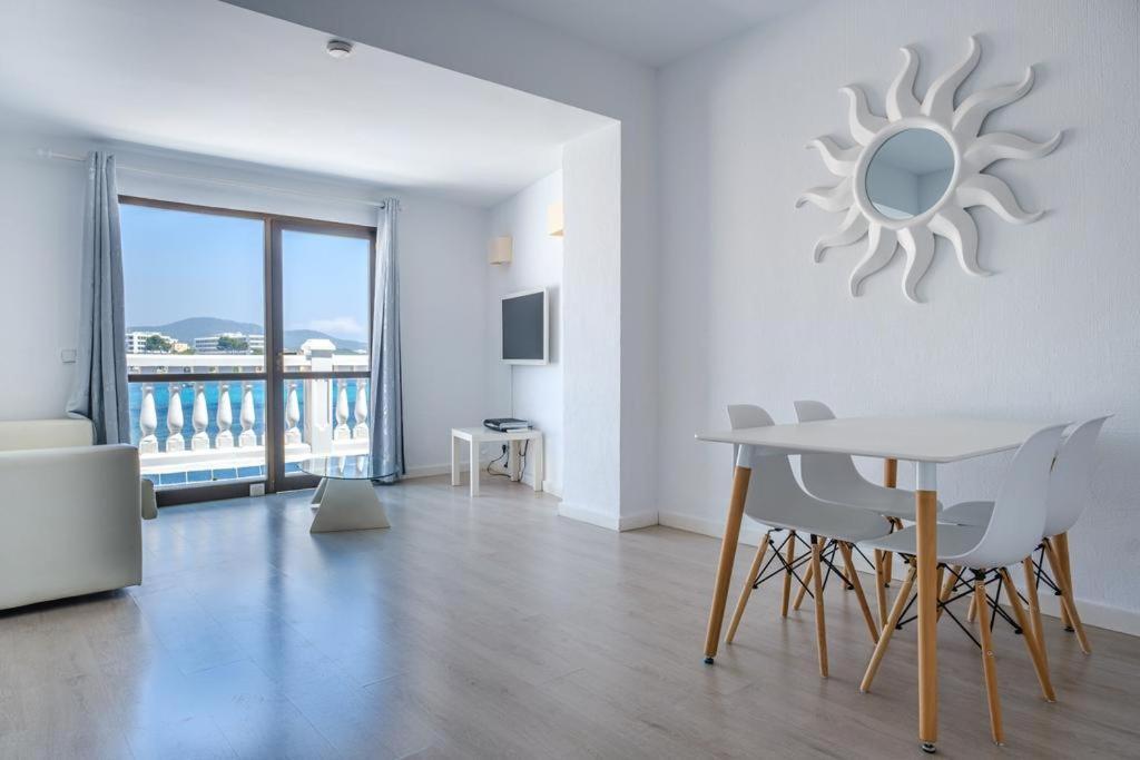 Jacaranda Apartments & Studios Es Cana 外观 照片